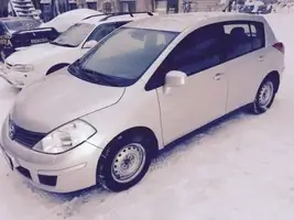 NISSAN TIIDA 2008